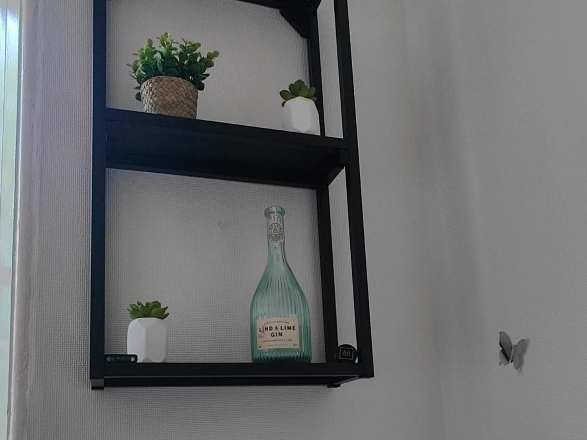 The Butterfly Apartment, Édimbourg